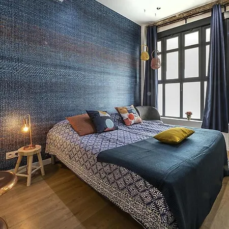 Cosy Bernard With Jacuzzi Relaxation & Style דירה ליון